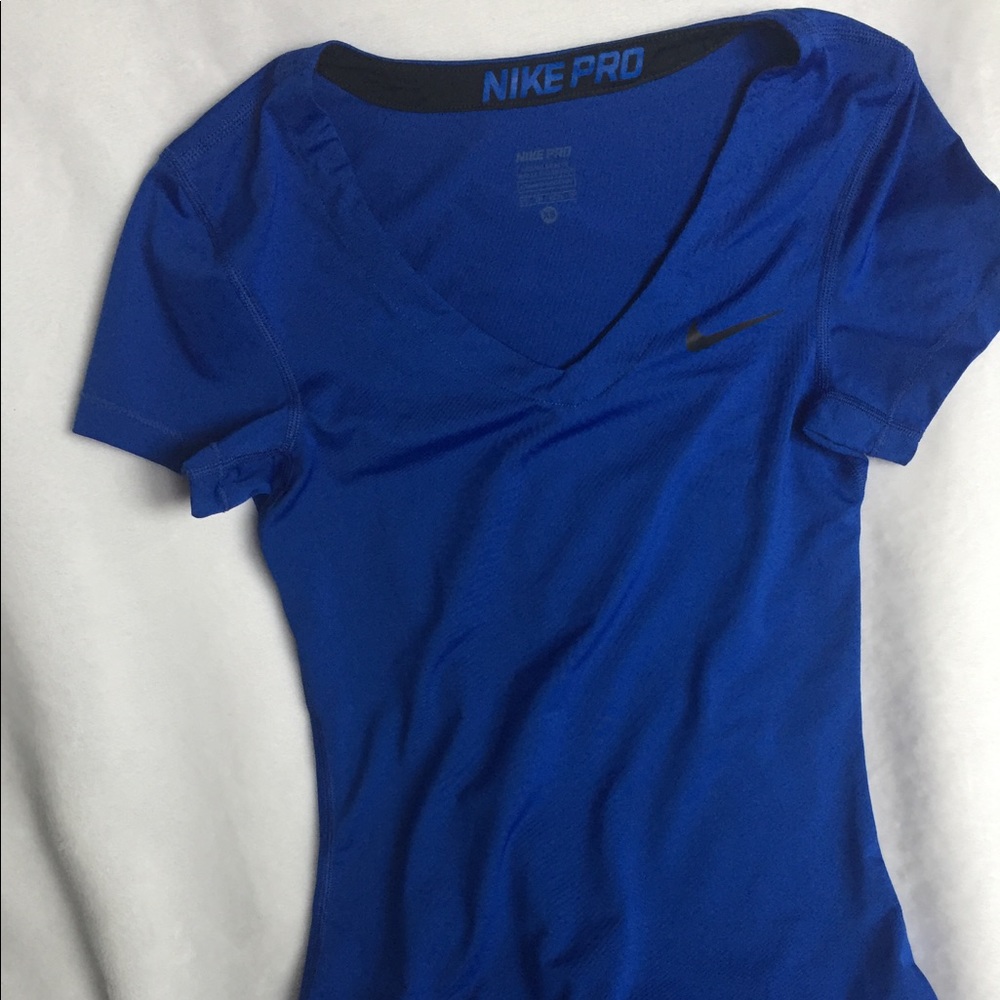 Nike Pro Core V-Neck Short Sleeve